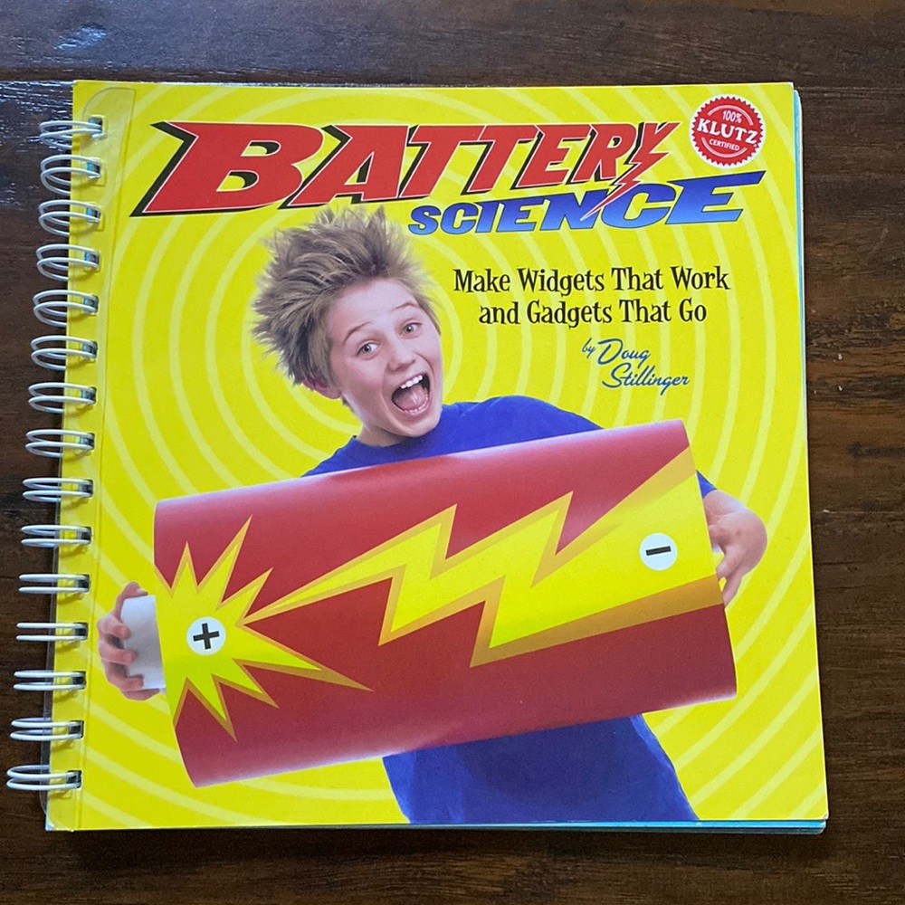 5/$10 Kids Book | Battery Science Make Widgets That Work & Gadgets That Go